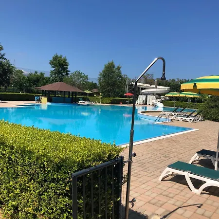 Apartment Club. One Bedroom 13g *