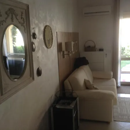 Apartment Club. One Bedroom 13g *