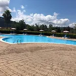 Club. One Bedroom 13g Apartment
