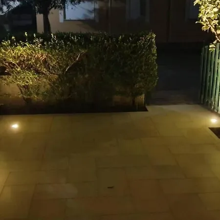 Club. One Bedroom 13g