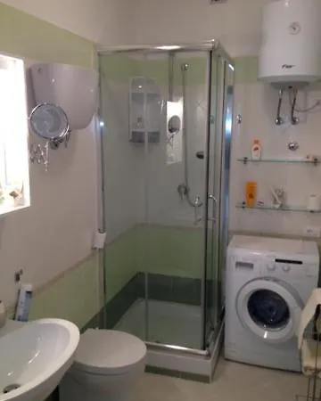 아파트 Club. One Bedroom 13g *